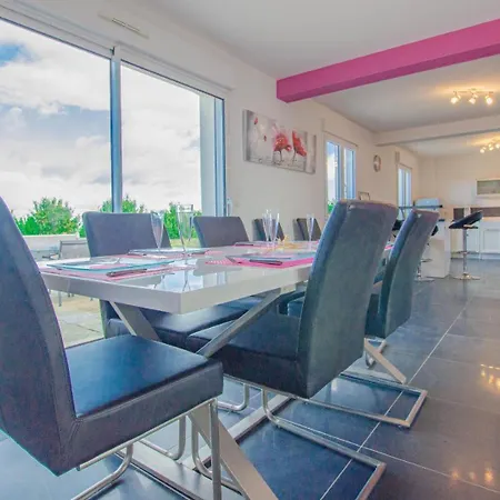 Holiday home Au Clair De Lune
